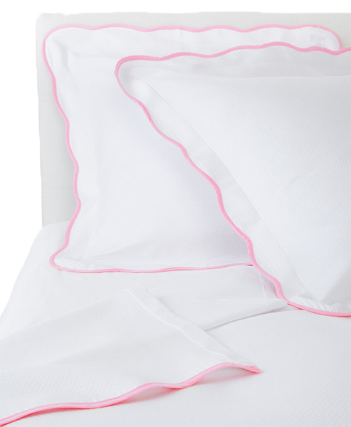 Pink Pique Scallop Bedding